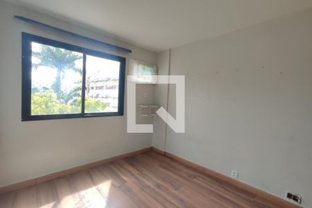 Quarto 1 de apartamento à venda com 3 quartos, 72m² em Taquara, Rio de Janeiro