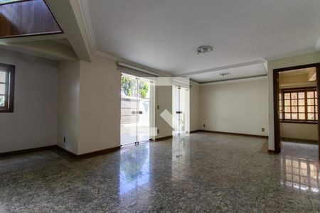 Sala de casa à venda com 4 quartos, 570m² em Parque das Universidades, Campinas