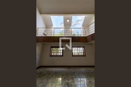 Sala de casa à venda com 4 quartos, 570m² em Parque das Universidades, Campinas