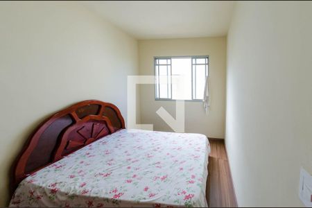 Quarto 2 de apartamento à venda com 3 quartos, 60m² em Calafate, Belo Horizonte