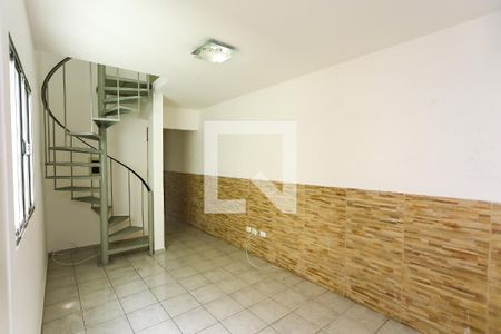 sala / cozinha de casa para alugar com 3 quartos, 174m² em Jardim Maria Rosa, Taboão da Serra