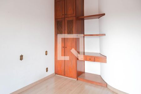 Sala de casa para alugar com 4 quartos, 375m² em Jardim Santa Mena, Guarulhos