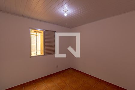 Quarto 2 de casa para alugar com 2 quartos, 80m² em Vila Ré, São Paulo