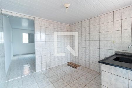 Cozinha de casa para alugar com 1 quarto, 35m² em Vila Ré, São Paulo