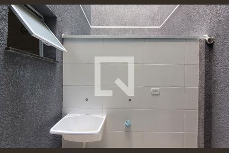 Vista Sala de apartamento à venda com 2 quartos, 45m² em Jardim das Maravilhas, Santo André