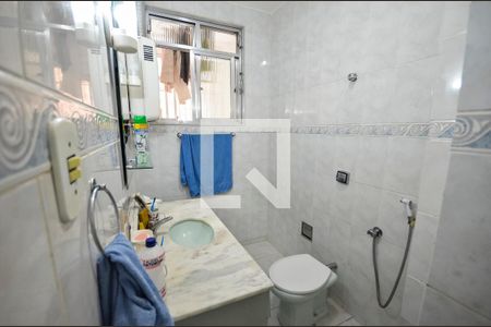 Banheiro de apartamento para alugar com 1 quarto, 50m² em Grajaú, Rio de Janeiro