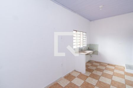 Sala de casa para alugar com 2 quartos, 50m² em Santa Cruz Industrial, Contagem