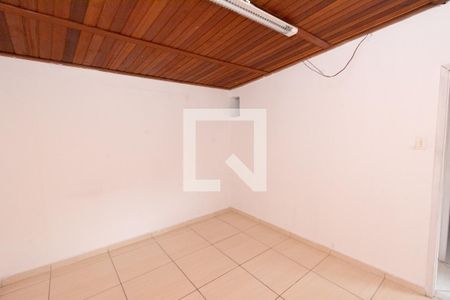 Quarto 2 de casa para alugar com 2 quartos, 50m² em Santa Cruz Industrial, Contagem