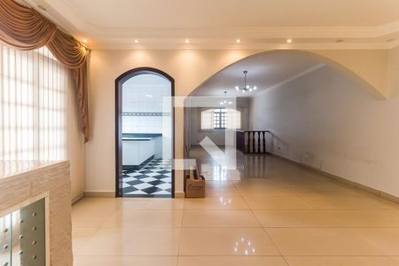 Sala de casa para alugar com 5 quartos, 300m² em Vila Aurea, Poá