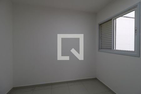 Quarto de apartamento para alugar com 2 quartos, 84m² em Jardim das Maravilhas, Santo André