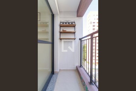 Varanda de kitnet/studio à venda com 0 quarto, 24m² em Campo Belo, São Paulo