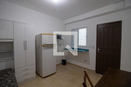 Sala/Quarto de kitnet/studio para alugar com 1 quarto, 13m² em Jardim Ester, São Paulo