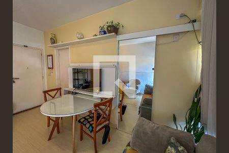 Sala de apartamento à venda com 2 quartos, 64m² em Santa Teresa, Rio de Janeiro