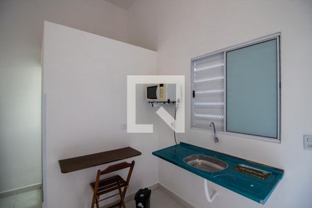 Sala/Cozinha de kitnet/studio para alugar com 1 quarto, 16m² em Jardim Ester, São Paulo