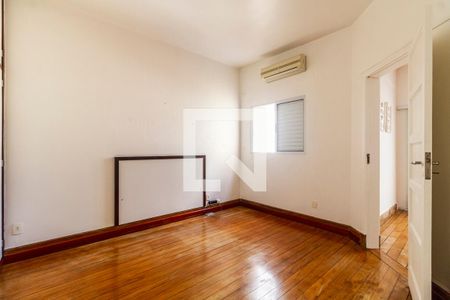 Quarto 2 de casa para alugar com 3 quartos, 235m² em Jardim Paulista, São Paulo