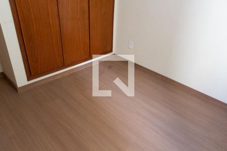 QUARTO 1 de apartamento à venda com 2 quartos, 85m² em Bosque, Campinas