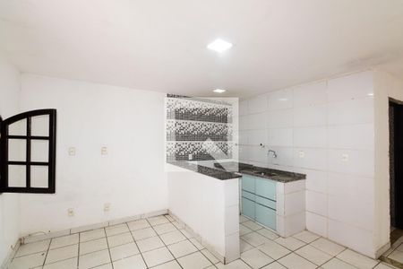 Sala/Cozinha de casa para alugar com 2 quartos, 65m² em Campo Grande, Rio de Janeiro