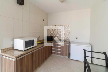 Casa de condomínio à venda com 587m², 4 quartos e 6 vagas Casa de condomínio à venda com 587m², 4 quartos e 6 vagasÁrea gourmet