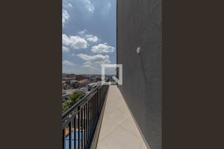Apartamento à venda com 67m², 2 quartos e 1 vaga Apartamento à venda com 67m², 2 quartos e 1 vagaVaranda Quarto 2