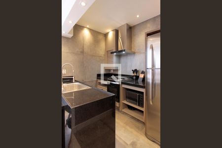 Cozinha de apartamento para alugar com 1 quarto, 55m² em Barra da Tijuca, Rio de Janeiro