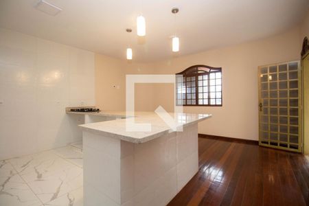 Sala de casa para alugar com 4 quartos, 190m² em Setor Habitacional Vicente Pires, Brasília