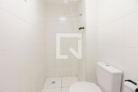 Banheiro  de apartamento à venda com 2 quartos, 34m² em Chácara Califórnia, São Paulo