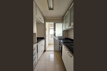 Cozinha de apartamento para alugar com 3 quartos, 57m² em Jardim Marajoara, São Paulo