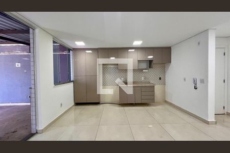 cozinha de apartamento à venda com 2 quartos, 185m² em Fernão Dias, Belo Horizonte