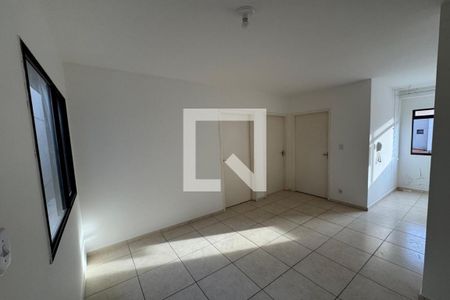 Sala  de apartamento para alugar com 2 quartos, 50m² em Planalto Verde, Ribeirão Preto