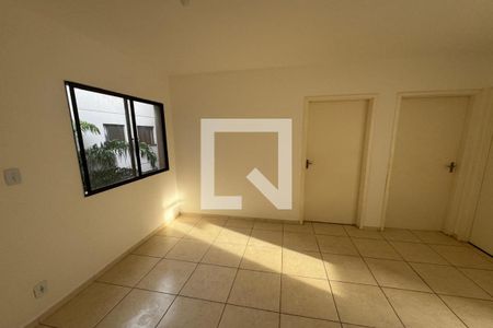 Sala  de apartamento para alugar com 2 quartos, 50m² em Planalto Verde, Ribeirão Preto