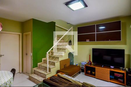 Sala de casa de condomínio à venda com 3 quartos, 96m² em Jardim Regina Alice, Barueri