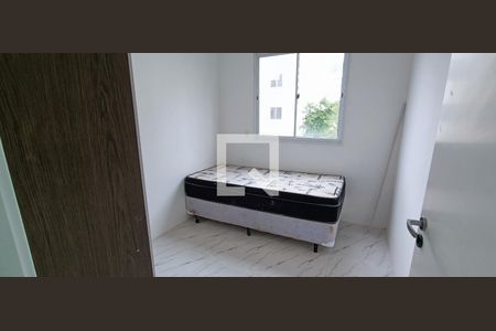 Quarto 2 de apartamento para alugar com 2 quartos, 37m² em Jardim Helga, São Paulo