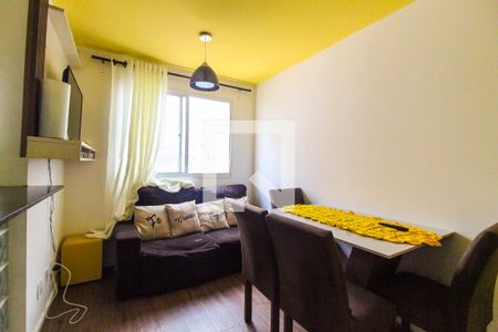 Sala de apartamento para alugar com 2 quartos, 42m² em Jardim Helian, São Paulo