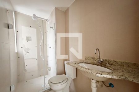 Banheiro de apartamento para alugar com 1 quarto, 45m² em Pituba, Salvador