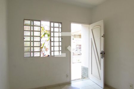 Sala de casa para alugar com 2 quartos, 135m² em Conjunto Residencial Butanta, São Paulo