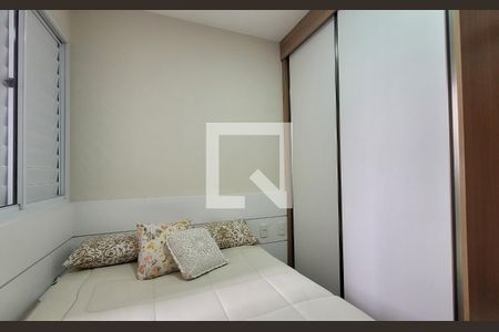 Quarto de apartamento à venda com 2 quartos, 60m² em Campestre, Santo André