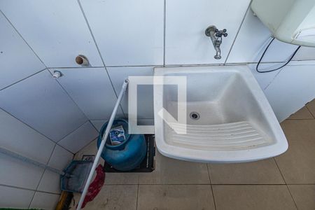 Area de serviço de apartamento para alugar com 4 quartos, 75m² em Planalto, Belo Horizonte