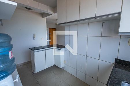 Cozinha de apartamento para alugar com 4 quartos, 75m² em Planalto, Belo Horizonte