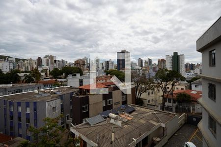 Sala de apartamento à venda com 3 quartos, 100m² em Cruzeiro, Belo Horizonte