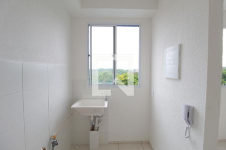 Sala e Cozinha de apartamento à venda com 2 quartos, 43m² em Jardim dos Comerciários, Belo Horizonte