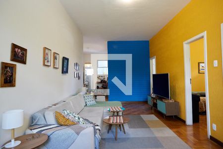 Sala de apartamento à venda com 3 quartos, 110m² em Sagrada Família, Belo Horizonte