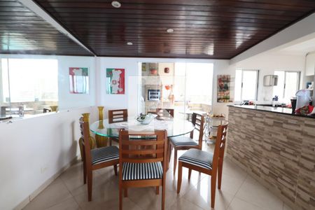 Sala de apartamento para alugar com 3 quartos, 256m² em Barra Funda, Guarujá