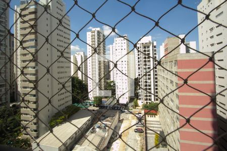 Vista de apartamento à venda com 2 quartos, 115m² em Indianópolis, São Paulo