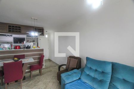 Sala de apartamento à venda com 3 quartos, 68m² em Vila Ivone, São Paulo