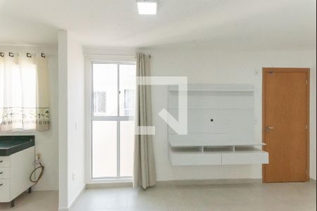 Sala de apartamento para alugar com 2 quartos, 44m² em Jardim Esmeraldina, Campinas