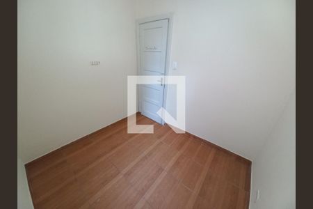 Quarto 2 de apartamento para alugar com 2 quartos, 70m² em Centro, São Vicente