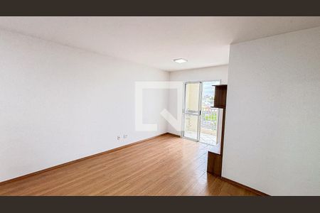 Sala de apartamento à venda com 3 quartos, 73m² em Vila Helena, Santo André