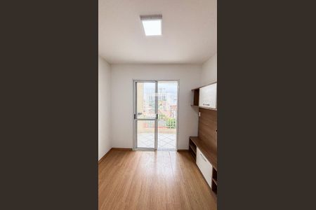 Sala de apartamento à venda com 3 quartos, 73m² em Vila Helena, Santo André