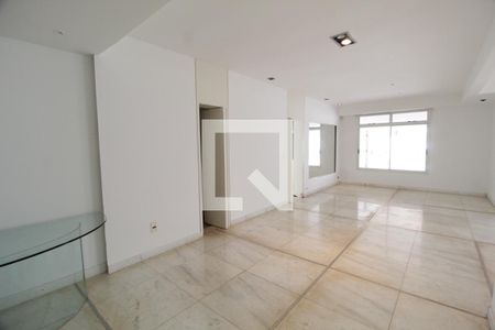 Sala de casa para alugar com 5 quartos, 480m² em Morada da Colina, Uberlândia