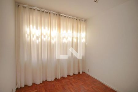 Sala de apartamento para alugar com 2 quartos, 75m² em Cruzeiro, Belo Horizonte